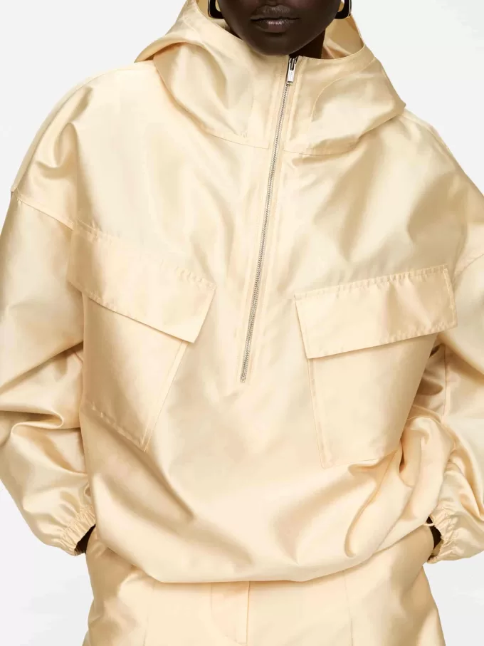 Anorak con cappuccio Anorak con cappuccio