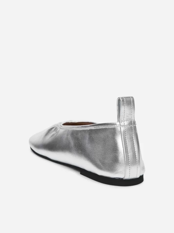 Ballerine in pelle Ballerine in pelle