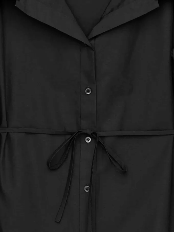 Camicetta con colletto ampio Camicetta con colletto ampio