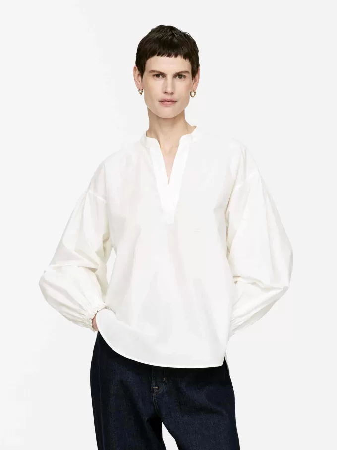 Camicetta con maniche voluminose Camicetta con maniche voluminose