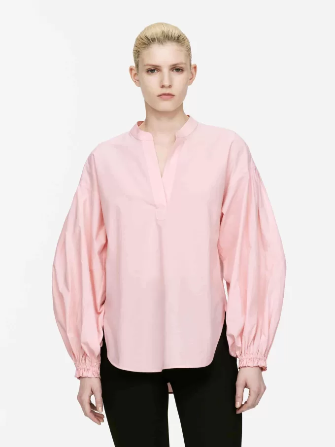 Camicetta con maniche voluminose Camicetta con maniche voluminose