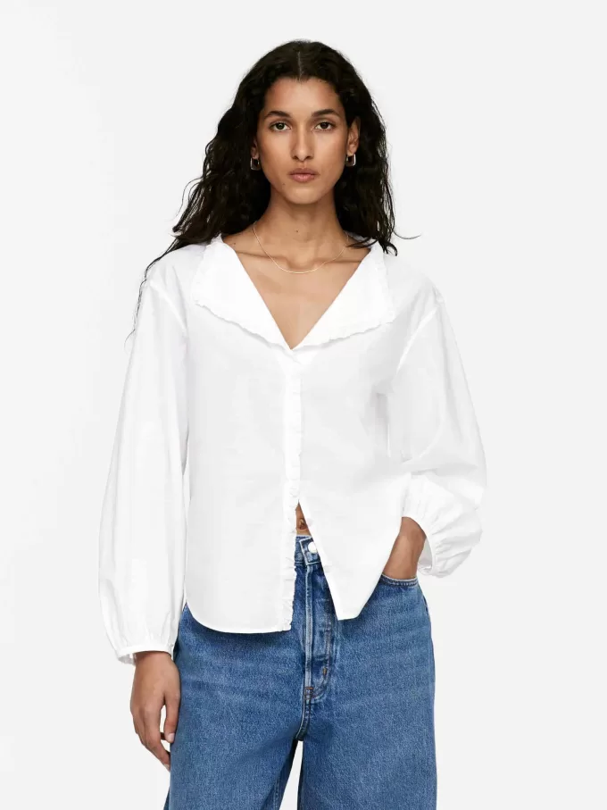 Camicetta con volant Camicetta con volant