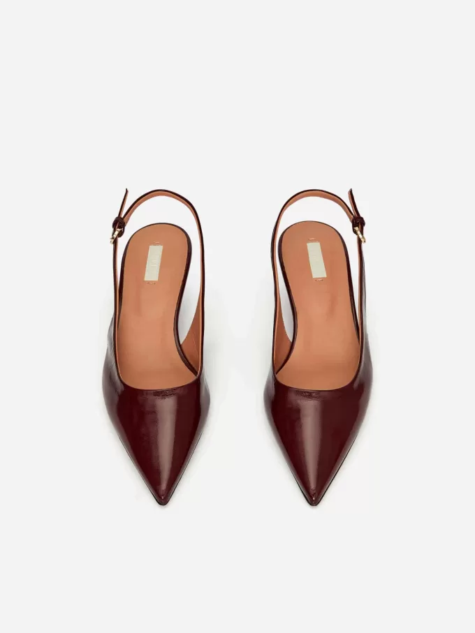 Décolleté in pelle con cinturino sul retro Décolleté in pelle con cinturino sul retro