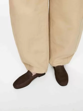 Mocassini sottili in pelle scamosciata Mocassini sottili in pelle scamosciata