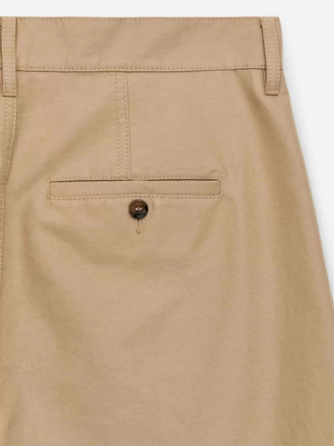 Pantaloni con gamba a botte Pantaloni con gamba a botte