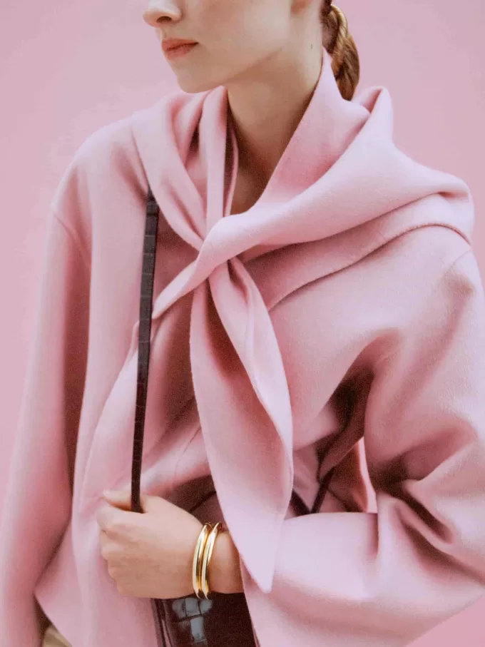 Pantaloni con gamba a botte Pantaloni con gamba a botte